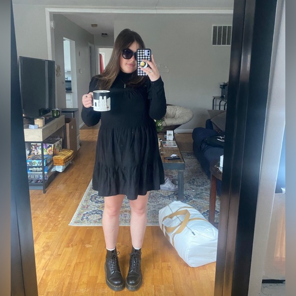 Meet your Posher, Cassity - Picture 3 of 6